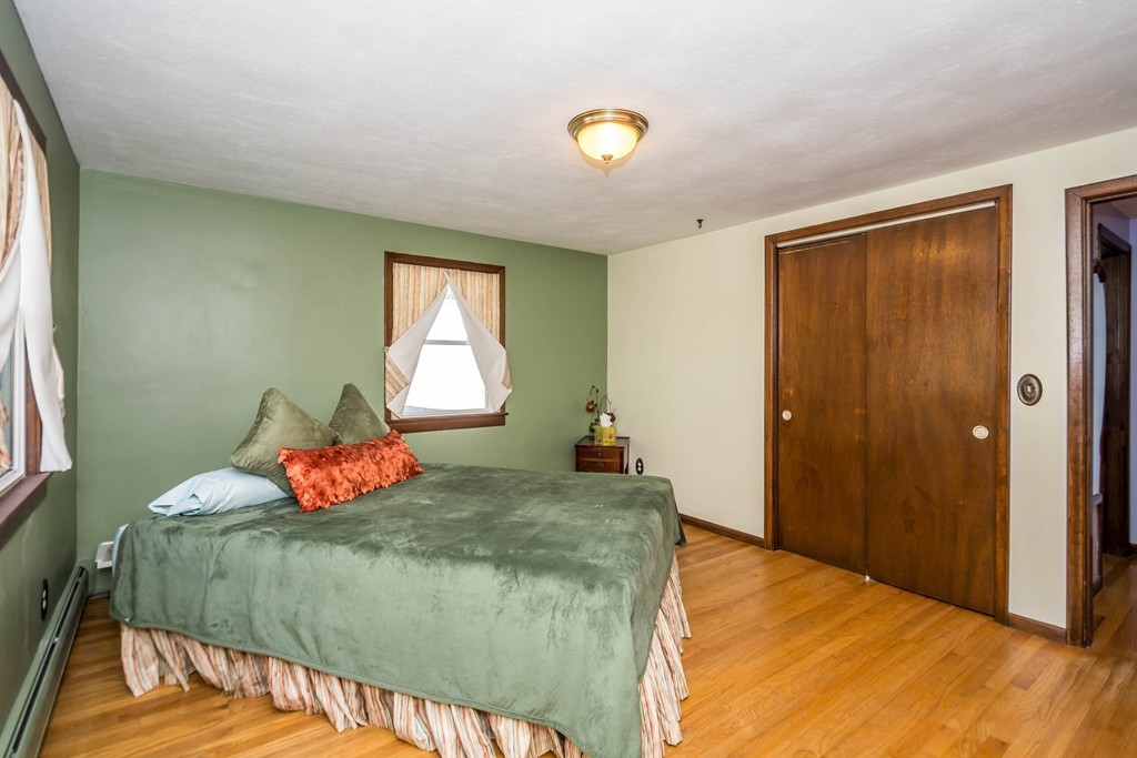 700 Middleton Road North Andover, MA 01845 - Photo 19 of 29 Gallery Image 19