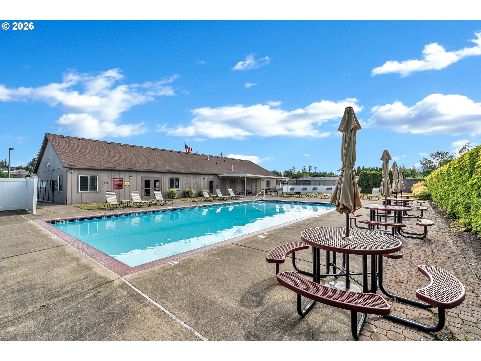 12450 Southwest Fischer Road, Unit 146 Portland, OR 97224 - Photo 29 of 34