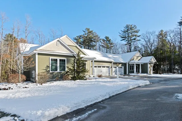 $1,100,000 | 6 Dipper Road, Unit 27, Cape Elizabeth, ME 04107
