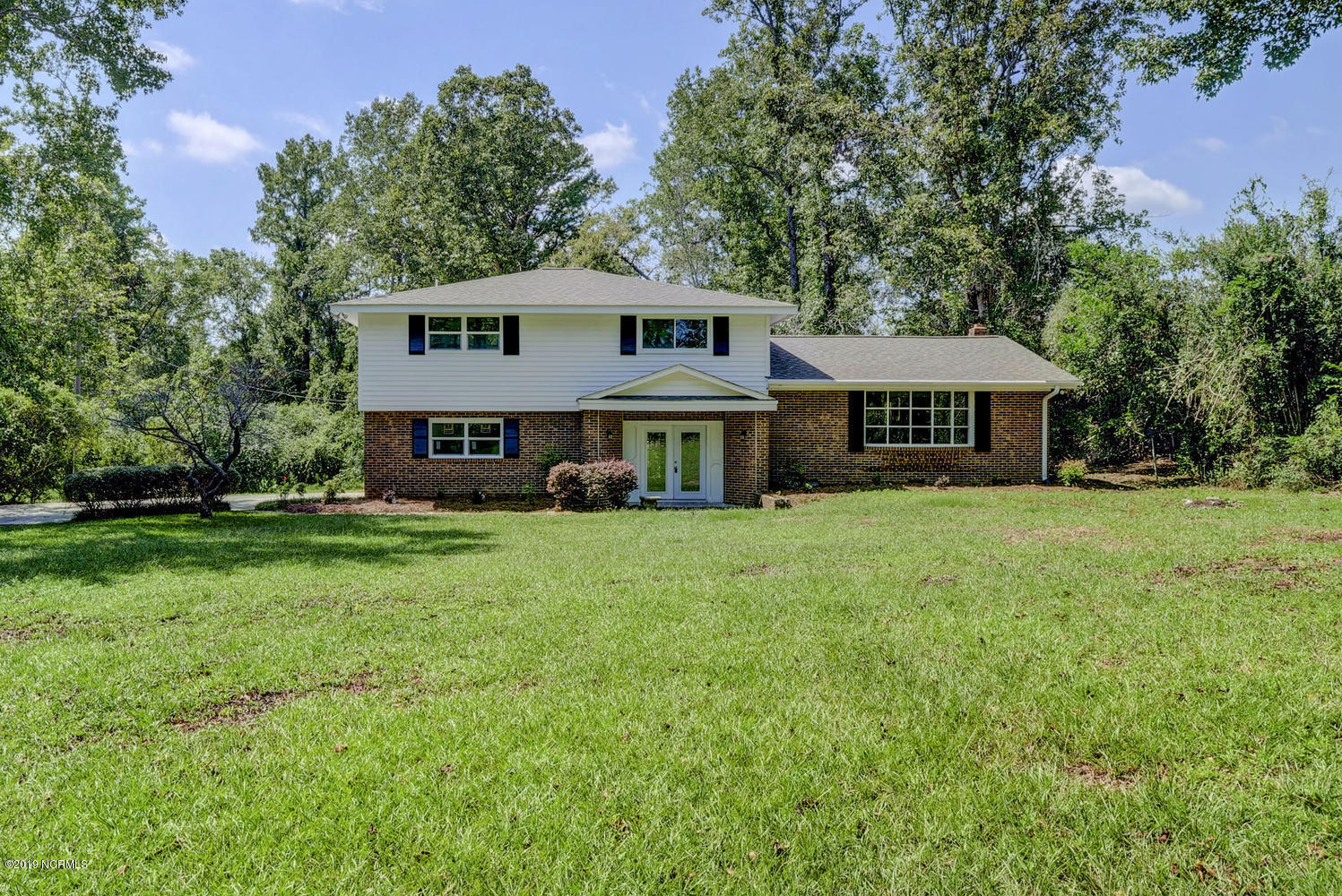 3027 Castle Hayne Road Castle Hayne, NC 28429 - Photo 1 of 35 Front of Home Closeup