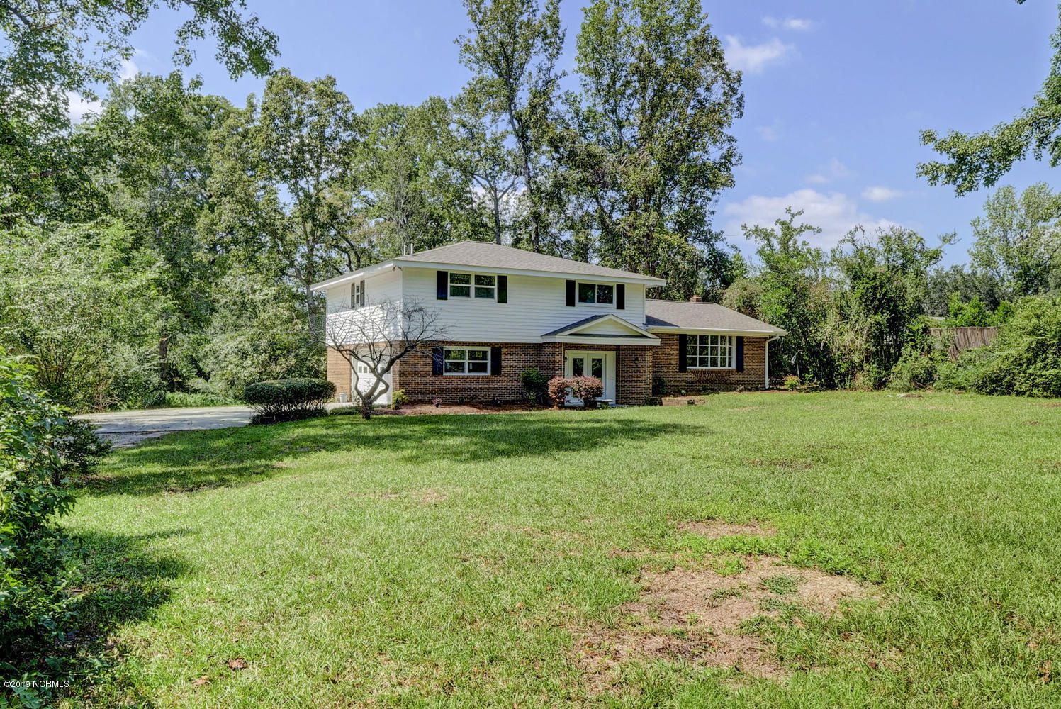 3027 Castle Hayne Road Castle Hayne, NC 28429 - Photo 2 of 35 Left Side View Closeup