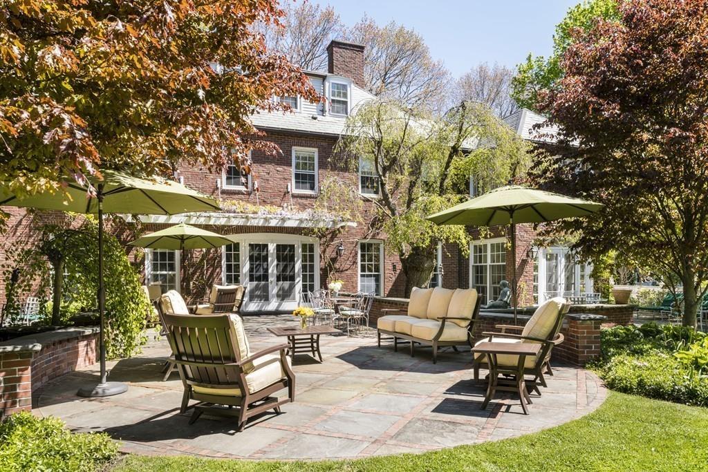 85 Sears Road Brookline, MA 02445 - Photo 15 of 18