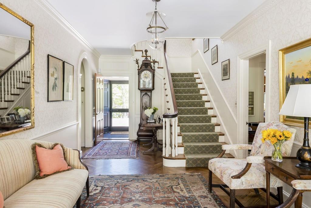 85 Sears Road Brookline, MA 02445 - Photo 5 of 18