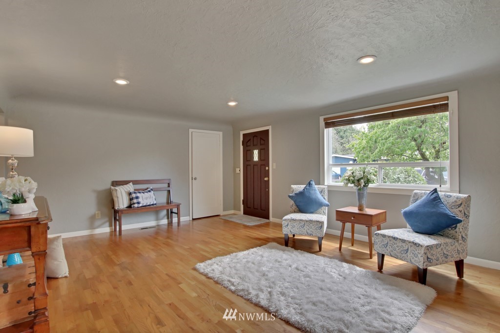 1619 Voight Street Sumner, WA 98390 - Photo 8 of 29 Gallery Image 8
