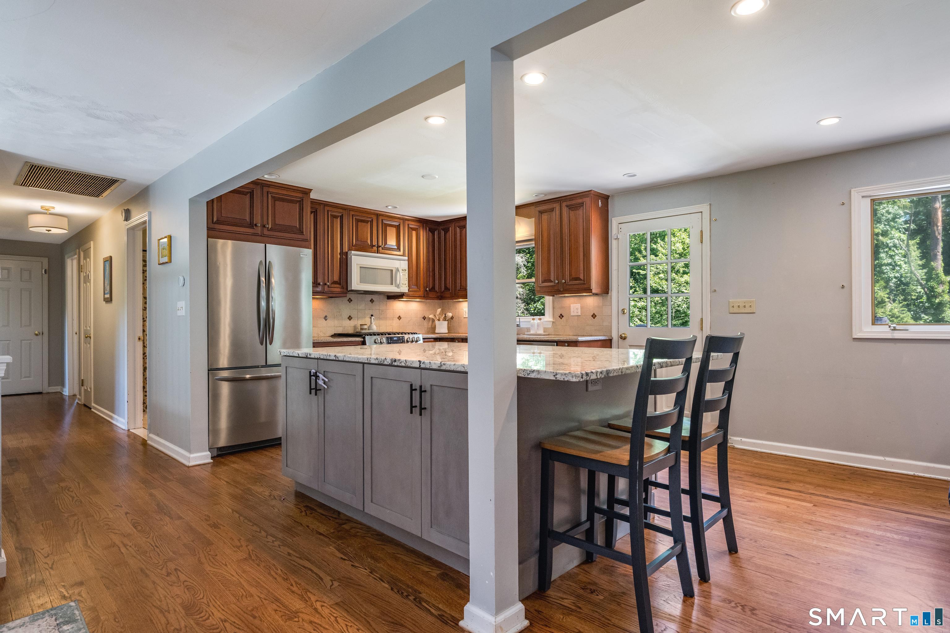 1399 Long Hill Road Guilford, CT 06437 - Photo 8 of 32