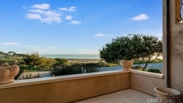 $4,950,000 | 5710 Moonstone Beach Drive, Cambria, CA 93428