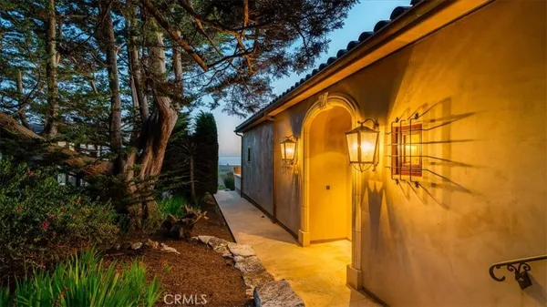 $4,950,000 | 5710 Moonstone Beach Drive, Cambria, CA 93428