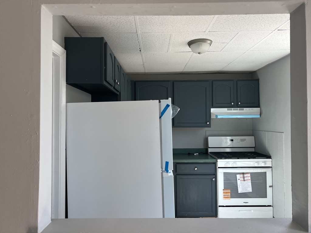 1017 Pine Street Fall River, MA 02723 - Photo 25 of 34
