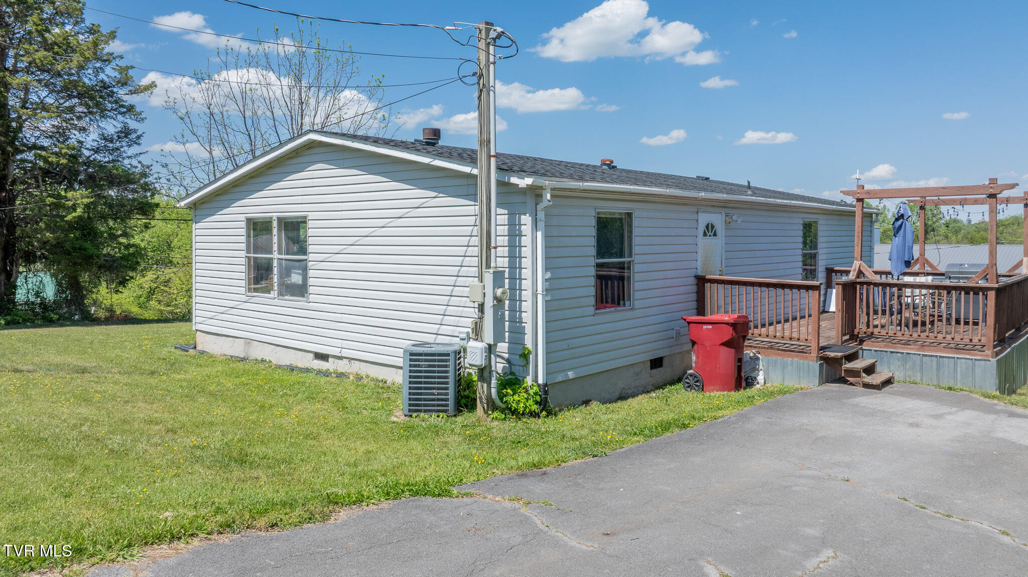 1005 Antioch Road Johnson City, TN 37604 - Photo 20 of 20 dji_fly_20260423_144130_0070_17769699175