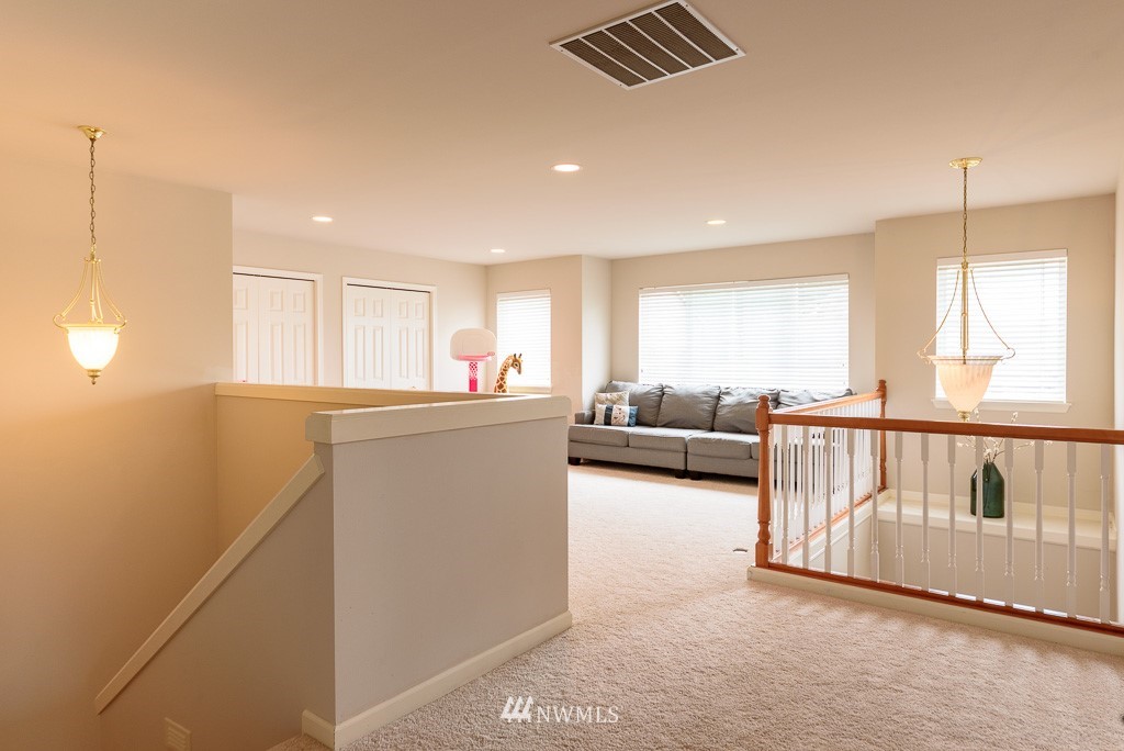 2311 198th Street Southeast Bothell, WA 98012 - Photo 14 of 25 Gallery Image 14