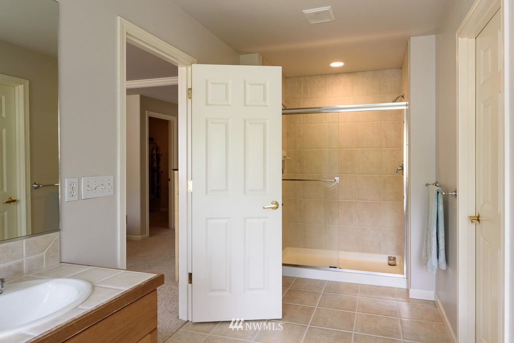 2311 198th Street Southeast Bothell, WA 98012 - Photo 17 of 25 Gallery Image 17