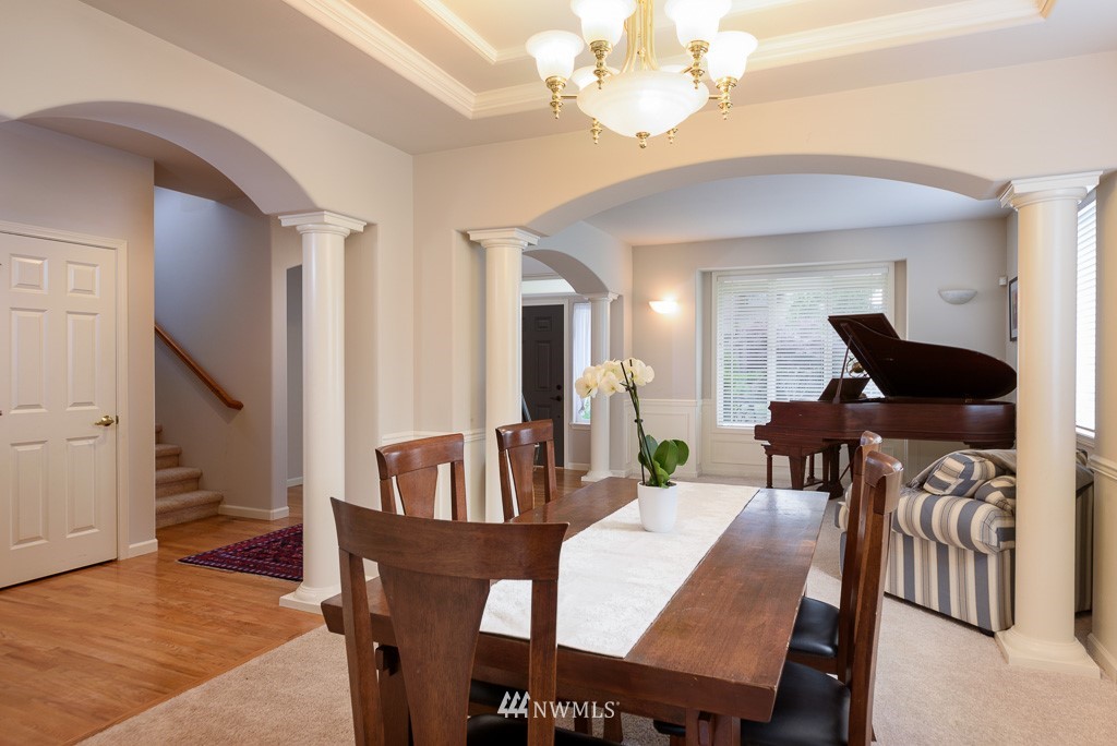 2311 198th Street Southeast Bothell, WA 98012 - Photo 5 of 25 Gallery Image 5