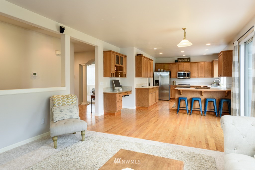 2311 198th Street Southeast Bothell, WA 98012 - Photo 10 of 25 Gallery Image 10
