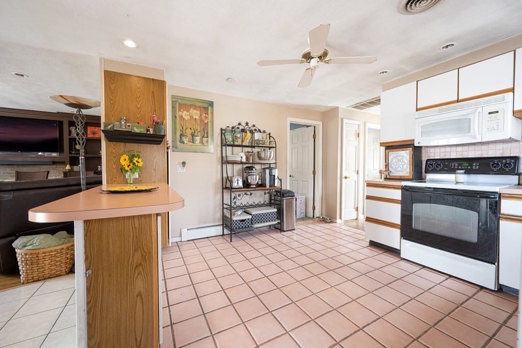 78 Gore Road Revere, MA 02151 - Photo 9 of 36 Gallery Image 9