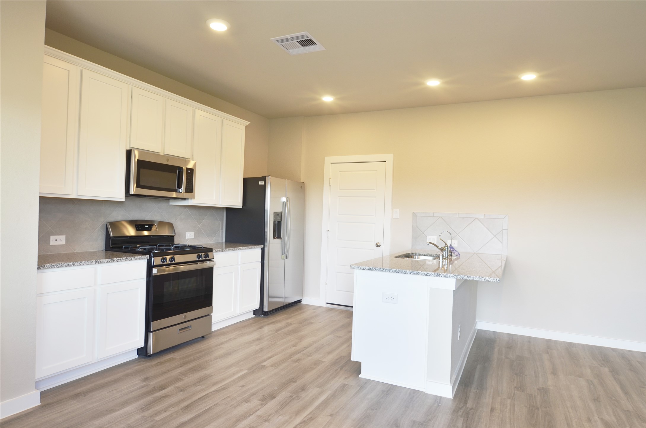 6402 Verbena Blossom Trail Katy, TX 77449 - Photo 4 of 28