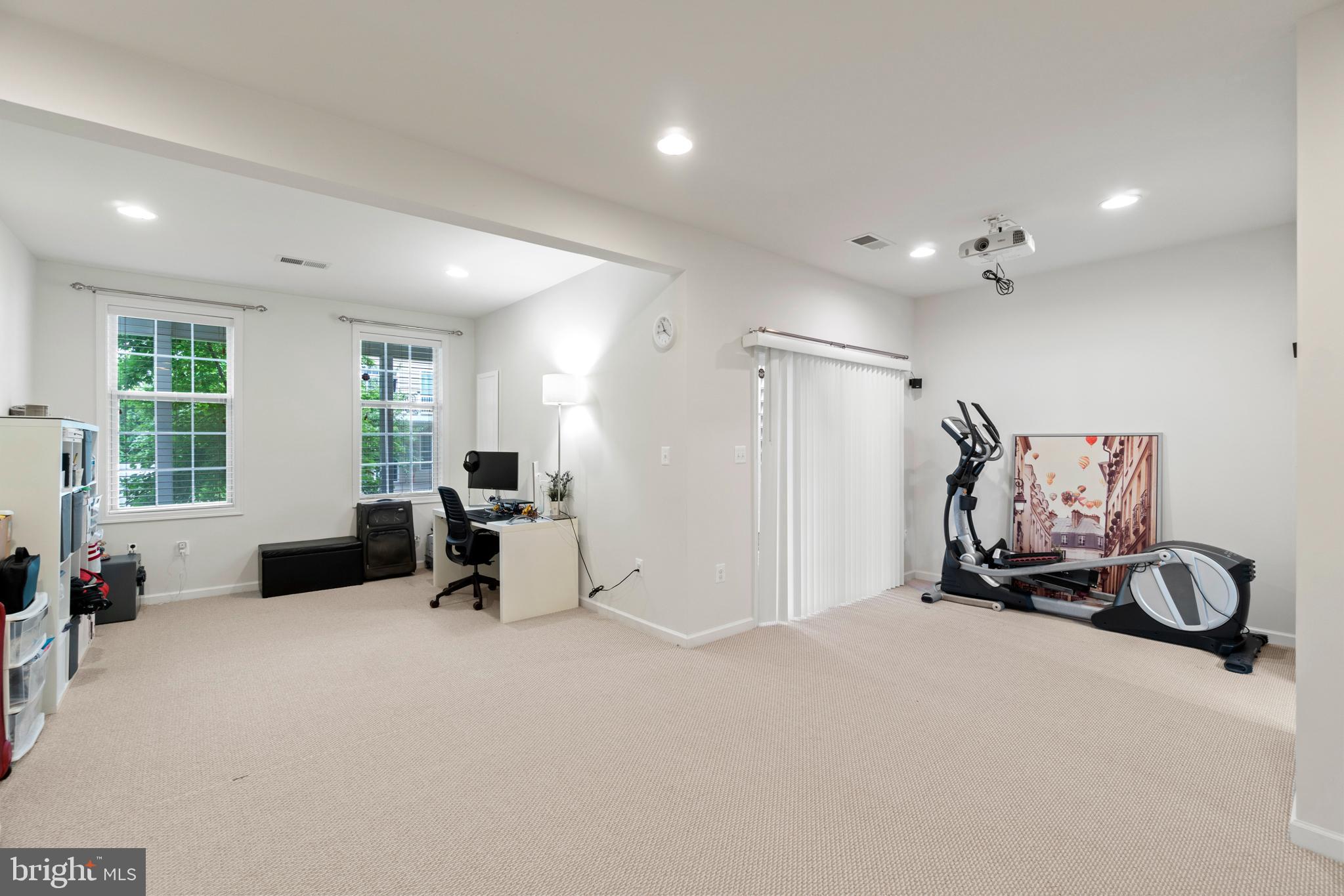 43262 Mitcham Square Ashburn, VA 20148 - Photo 22 of 24