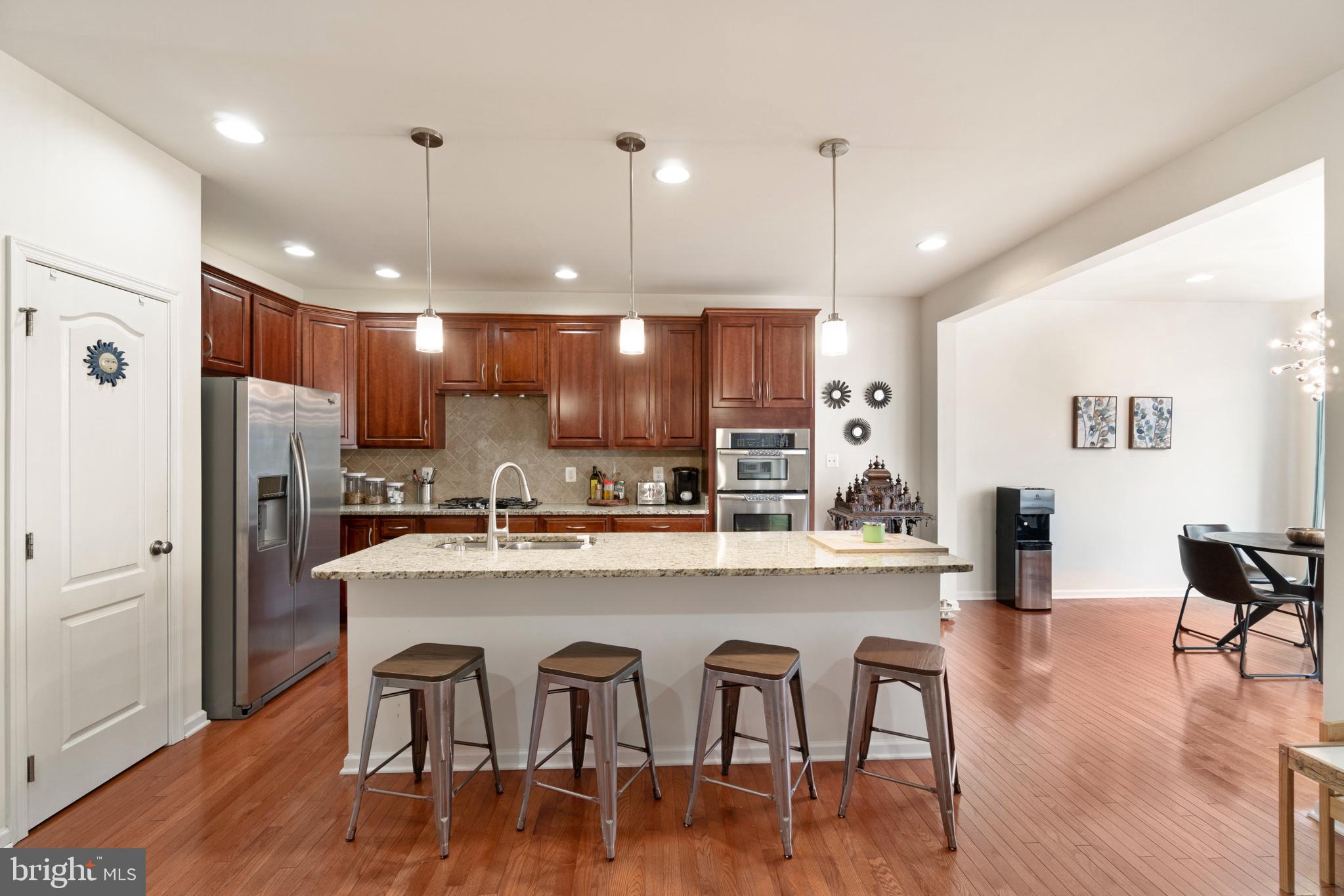 43262 Mitcham Square Ashburn, VA 20148 - Photo 5 of 24