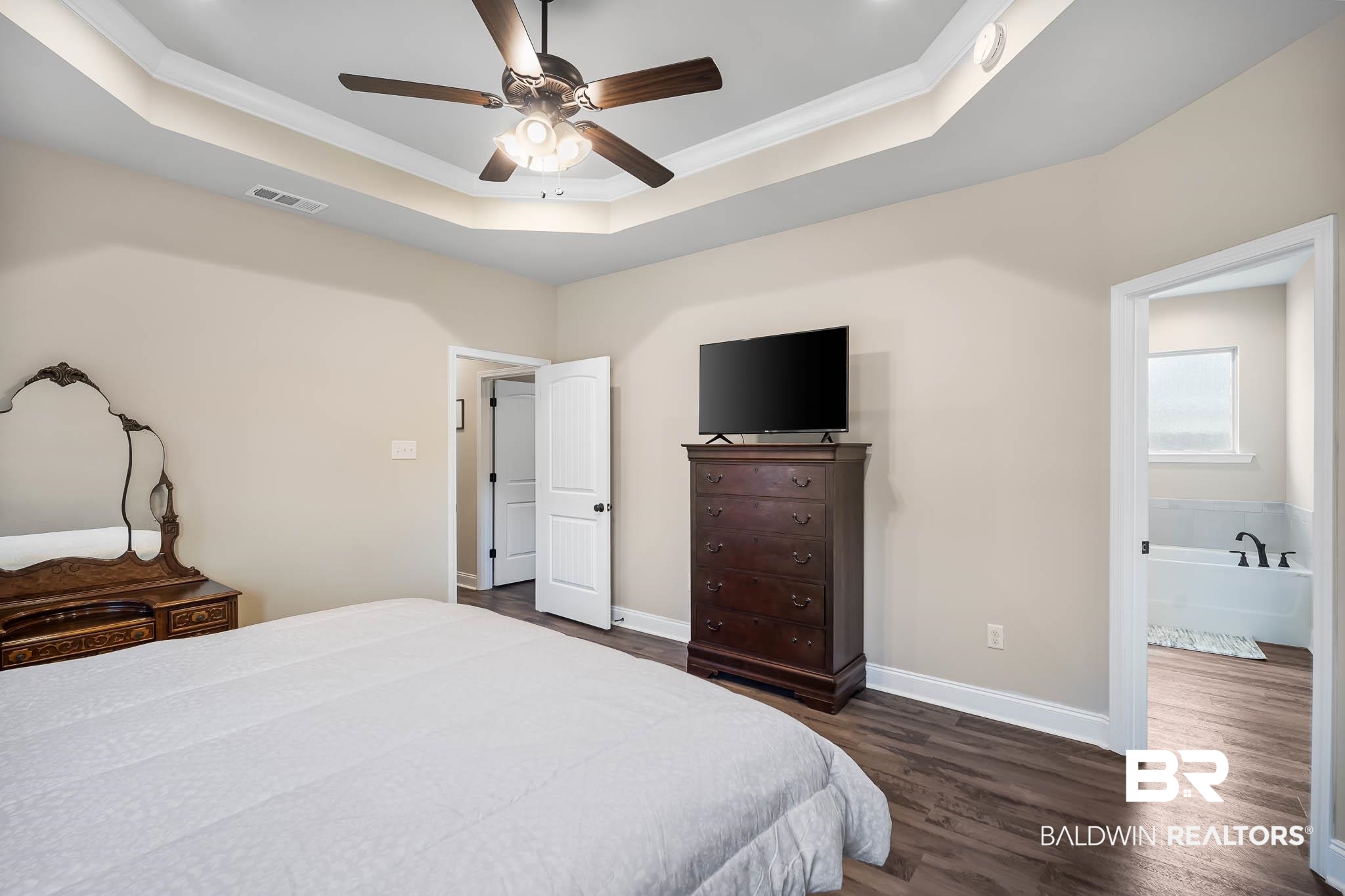 918 Gibson Court Foley, AL 36535 - Photo 12 of 23 Primary Bedroom