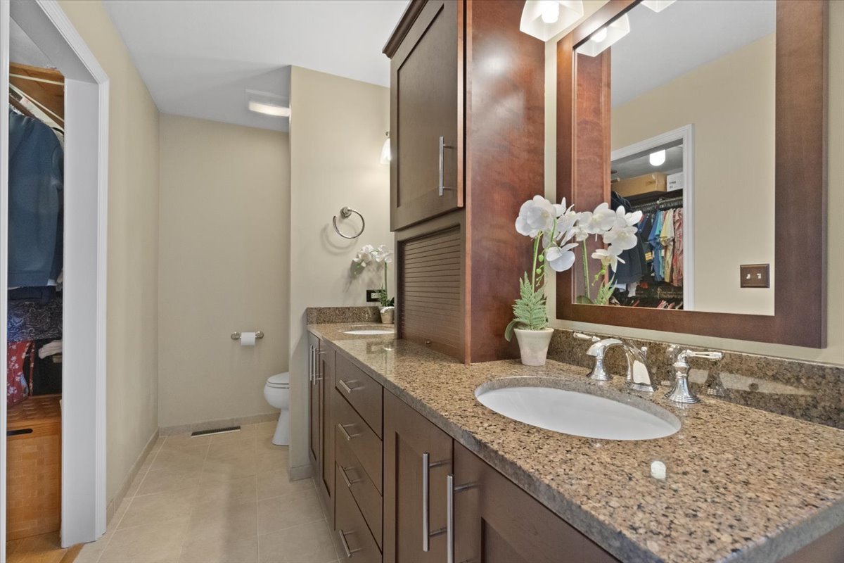 1012 Windhaven Road Libertyville, IL 60048 - Photo 40 of 63 Gallery Image 40
