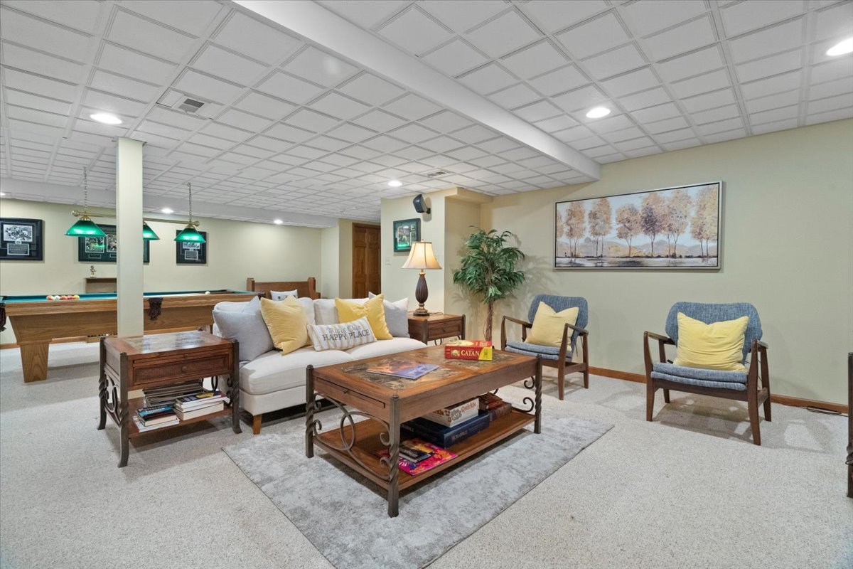 1012 Windhaven Road Libertyville, IL 60048 - Photo 44 of 63 Gallery Image 44