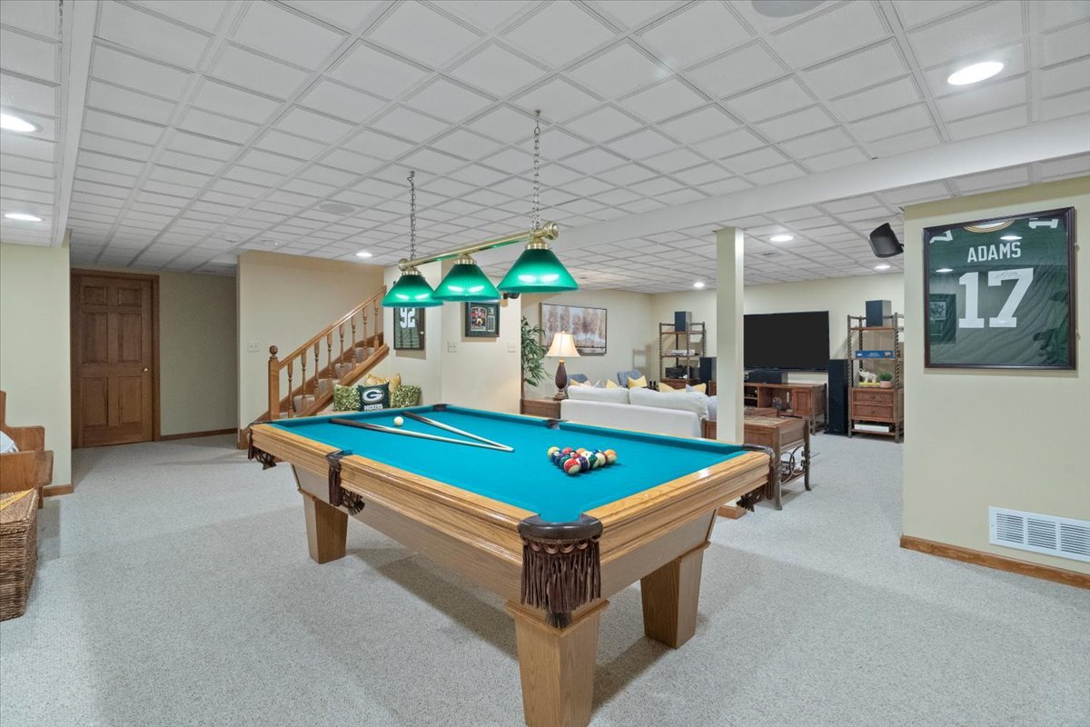 1012 Windhaven Road Libertyville, IL 60048 - Photo 46 of 63 Gallery Image 46