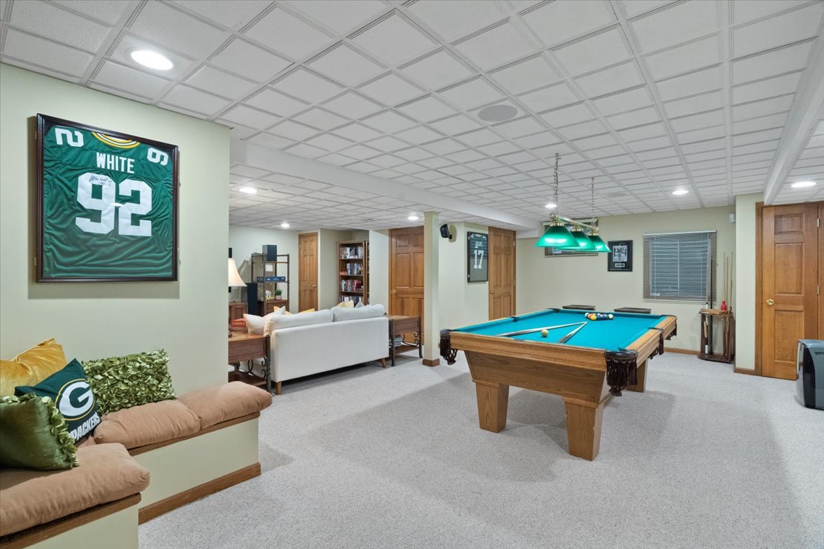 1012 Windhaven Road Libertyville, IL 60048 - Photo 47 of 63 Gallery Image 47