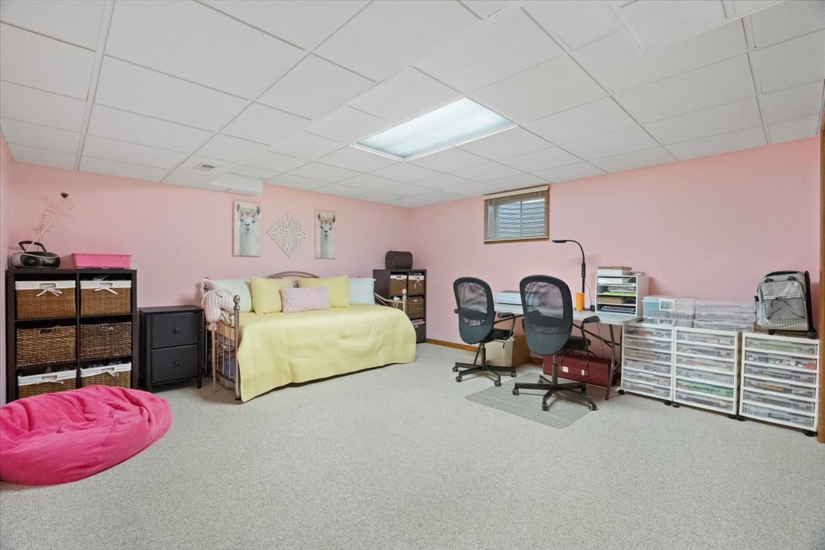 1012 Windhaven Road Libertyville, IL 60048 - Photo 51 of 63 Gallery Image 51