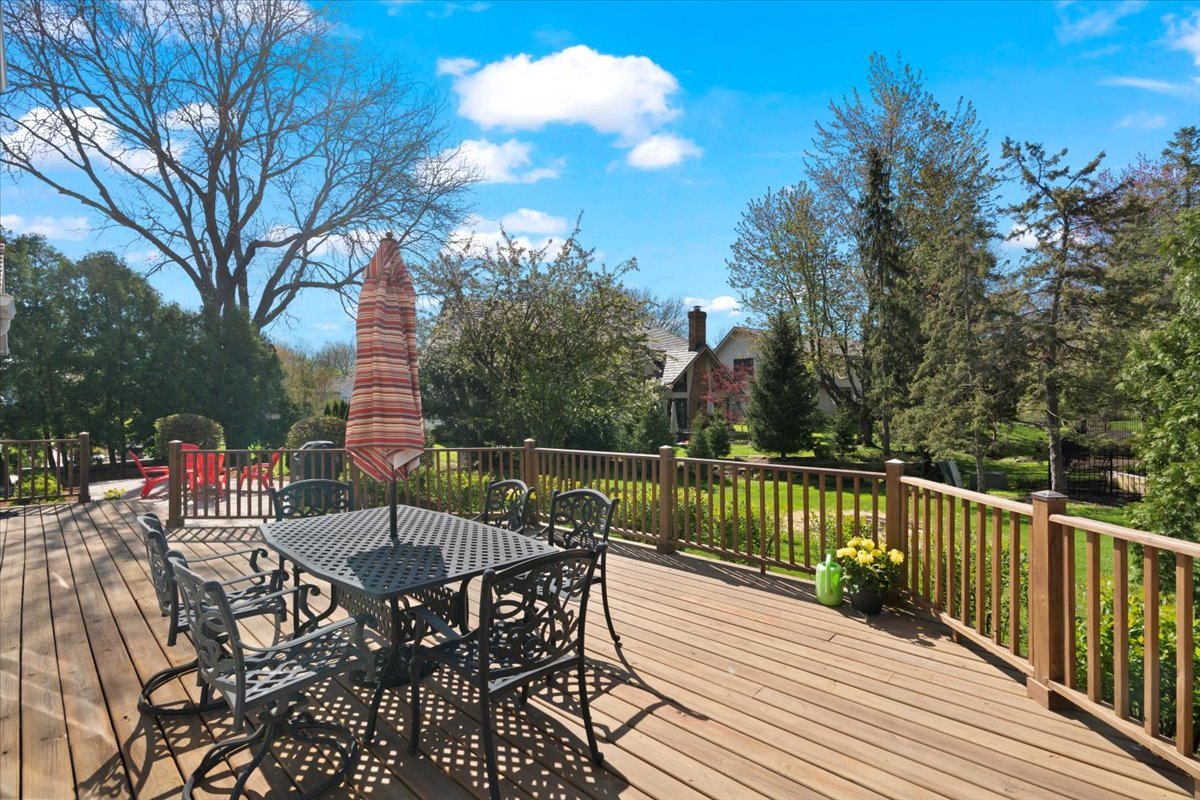 1012 Windhaven Road Libertyville, IL 60048 - Photo 54 of 63 Gallery Image 54