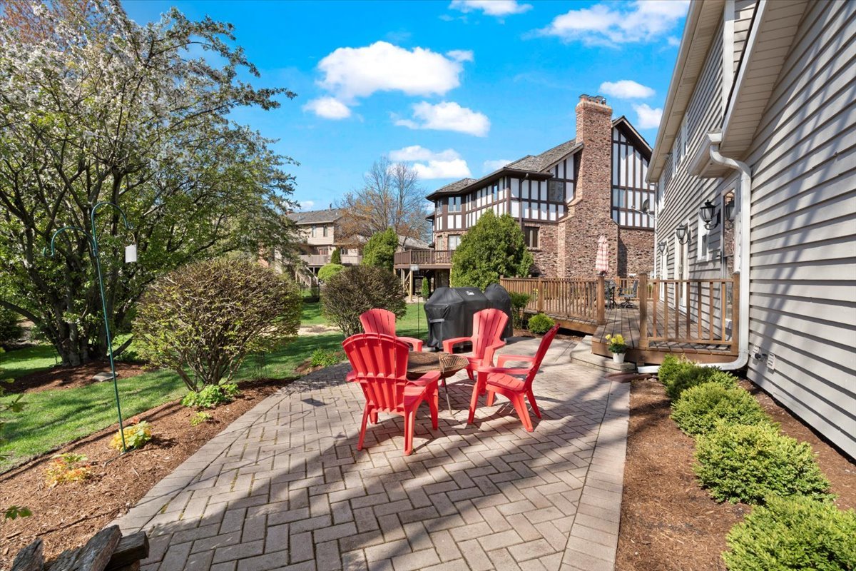 1012 Windhaven Road Libertyville, IL 60048 - Photo 55 of 63 Gallery Image 55