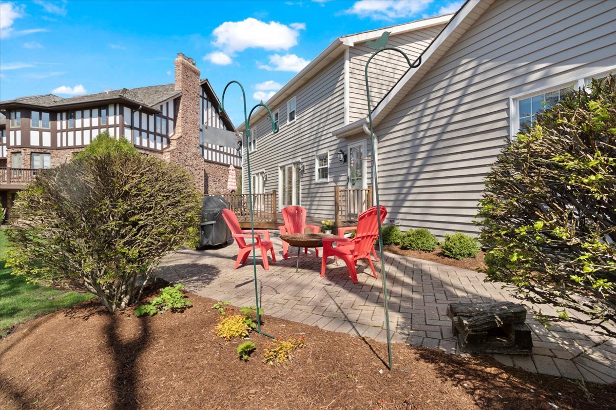 1012 Windhaven Road Libertyville, IL 60048 - Photo 56 of 63 Gallery Image 56