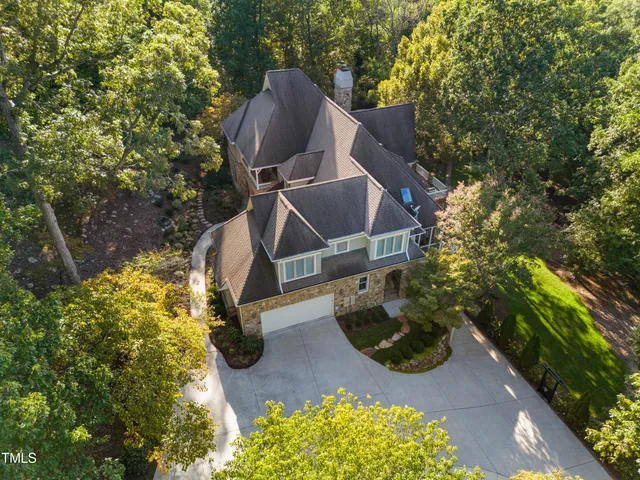 $3,250,000 | 32430 Archdale Drive, Chapel Hill, NC 27517