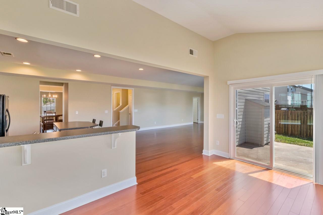115 Timlin Drive Greenville, SC 29607 - Photo 10 of 30 Gallery Image 10