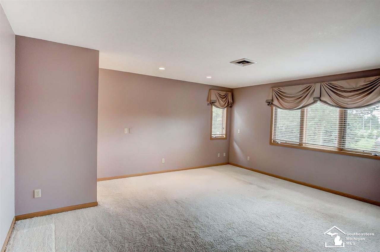 14534 Carroll Road Blissfield, MI 49228 - Photo 29 of 62 Master bedroom