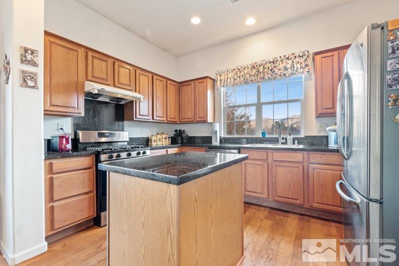 10145 Buckeye Court Reno, NV 89521 - Photo 5 of 22 Photo 5