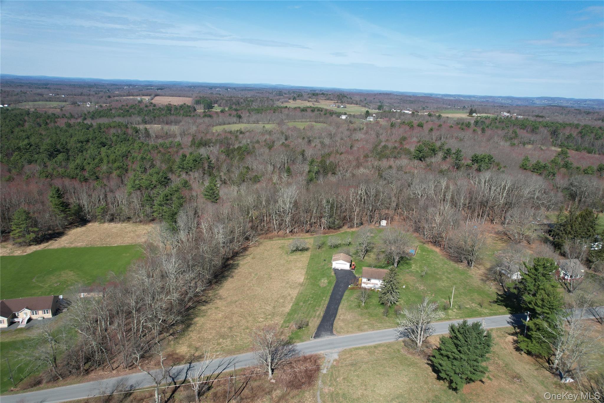 62 Pucky Huddle Road Bethel, NY 12720 - Photo 4 of 35