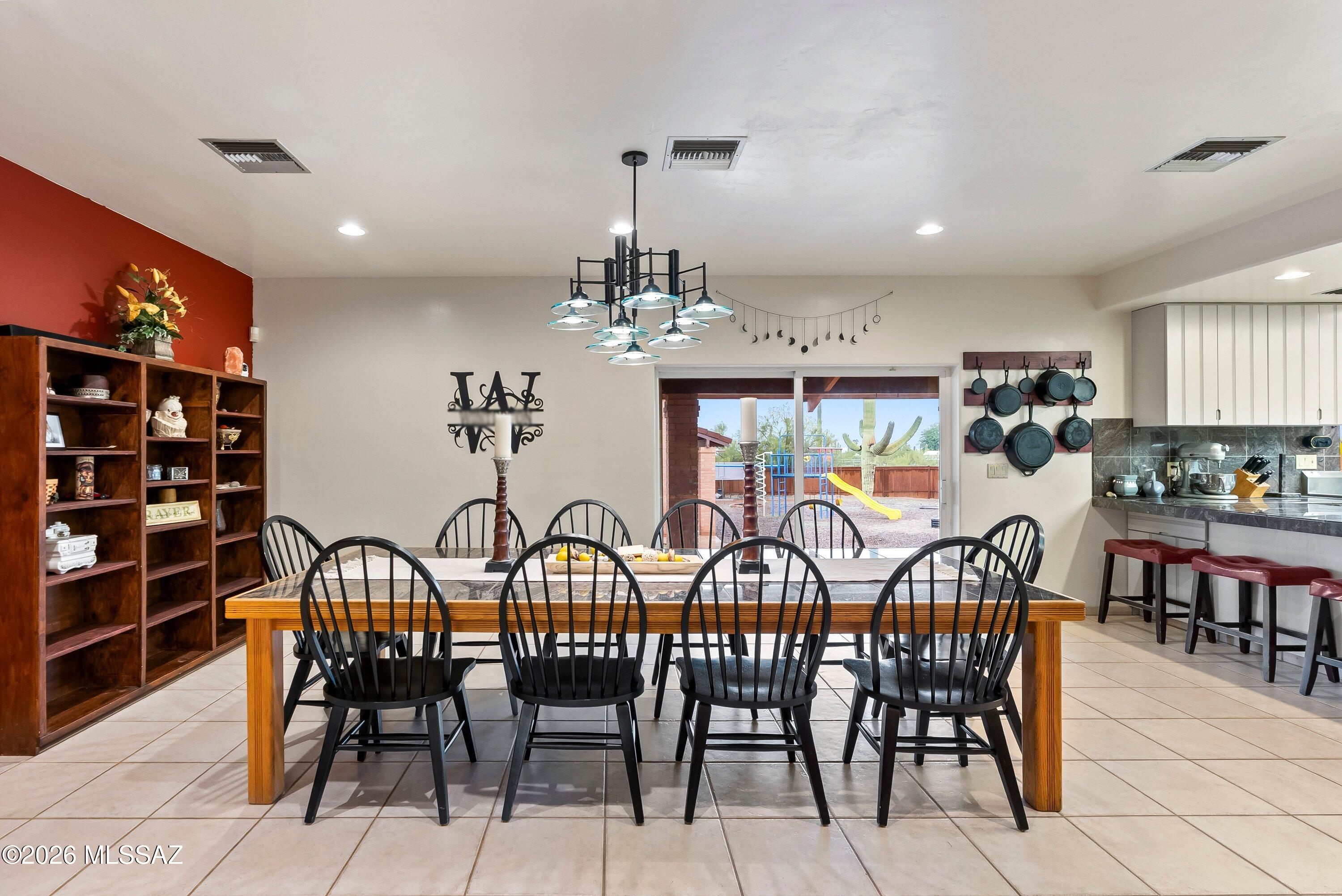 7102 West Ina Road Tucson, AZ 85743 - Photo 15 of 53