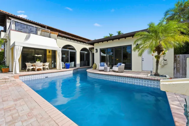 $40,000 | 264 Everglade Avenue, Palm Beach, FL 33480