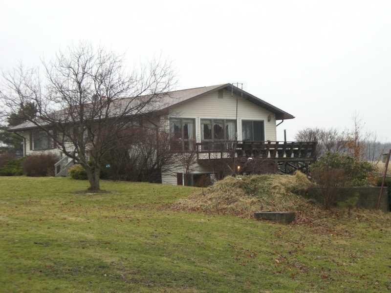 880 Mercer Road Greenville, PA 16125 - Photo 14 of 17 Exterior Front.