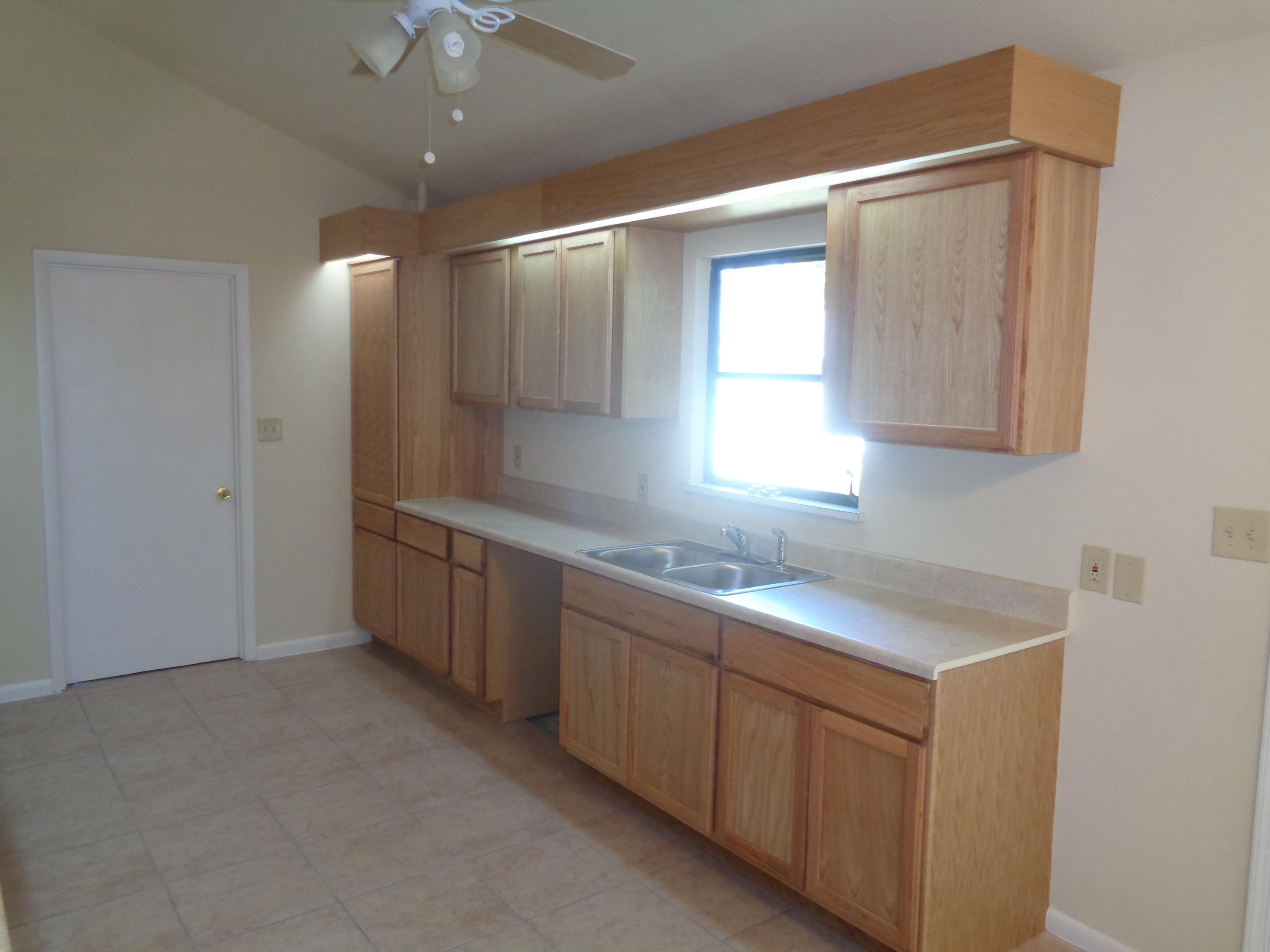 7004 Arthurs Road Fort Pierce, FL 34951 - Photo 6 of 13 DSC02686