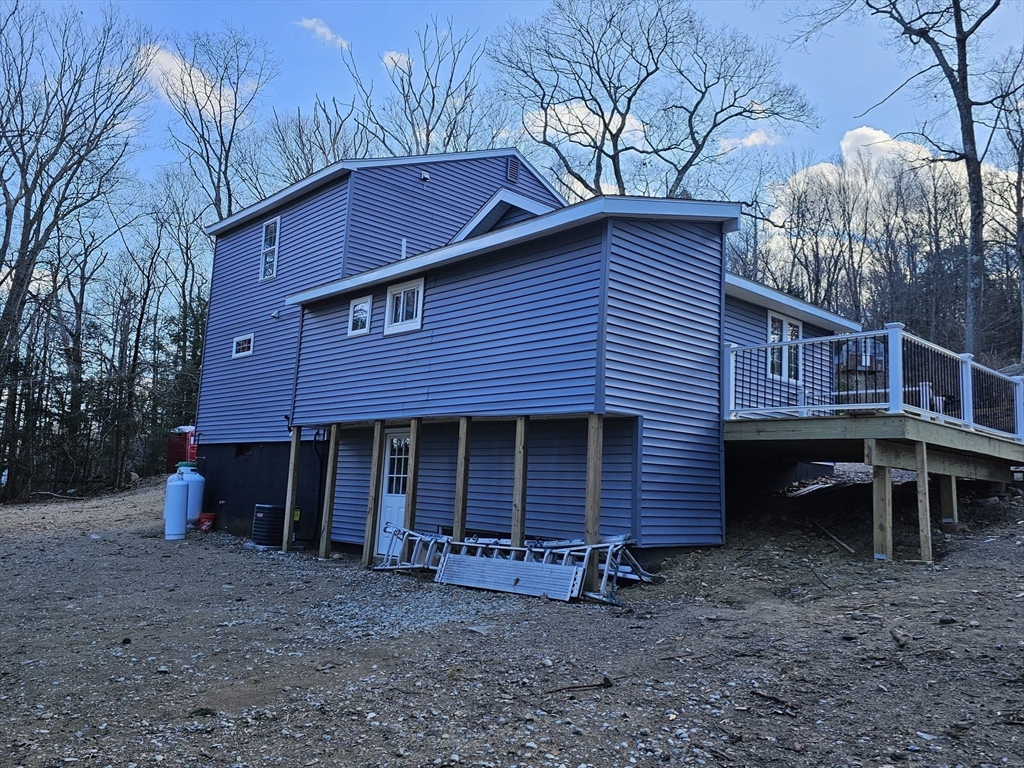 26 Amber Road Holland, MA 01521 - Photo 6 of 36