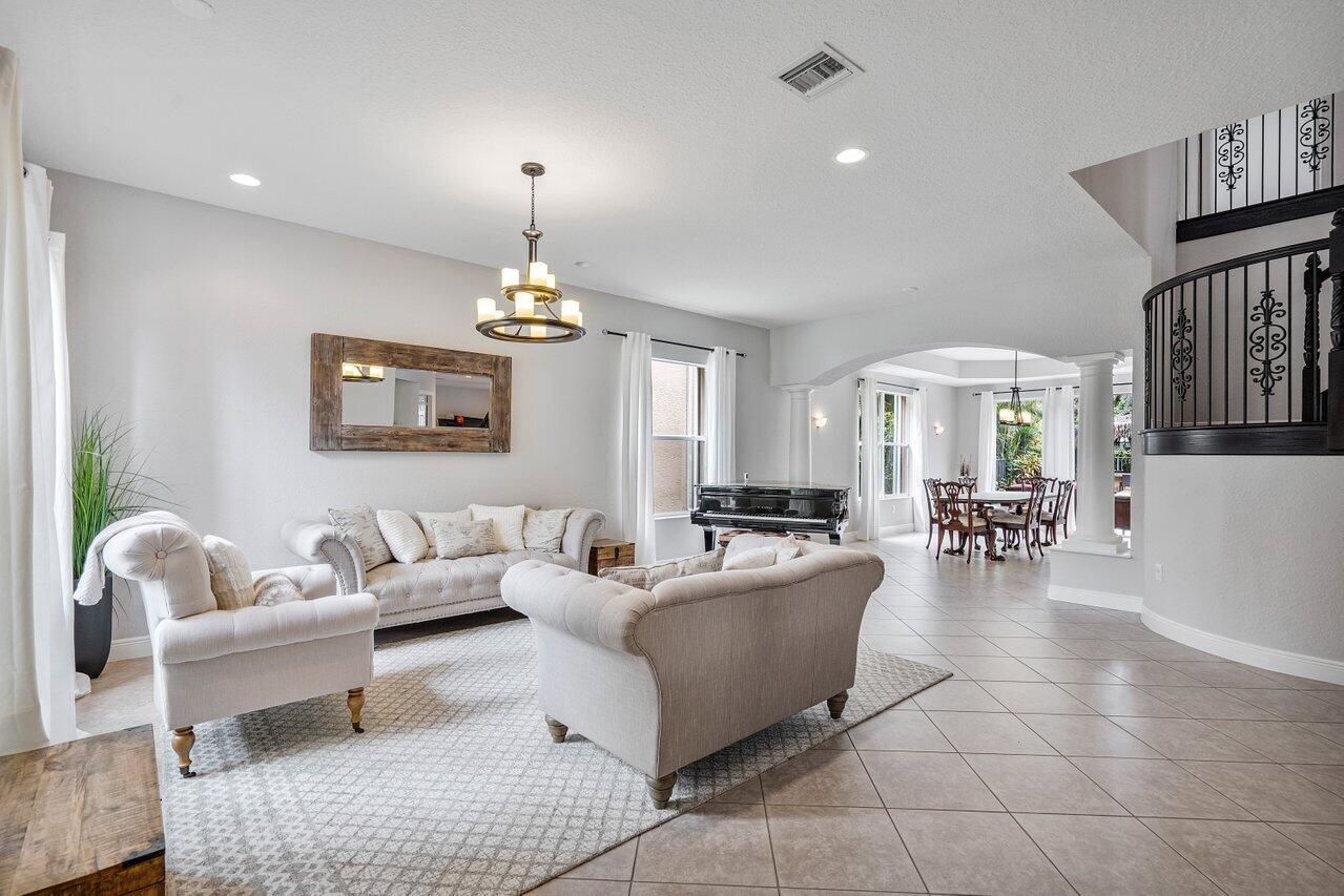 11245 Misty Ridge Way Boynton Beach, FL 33473 - Photo 13 of 52 006-11245MistyRidgeWay-BoyntonBeach-FL-3