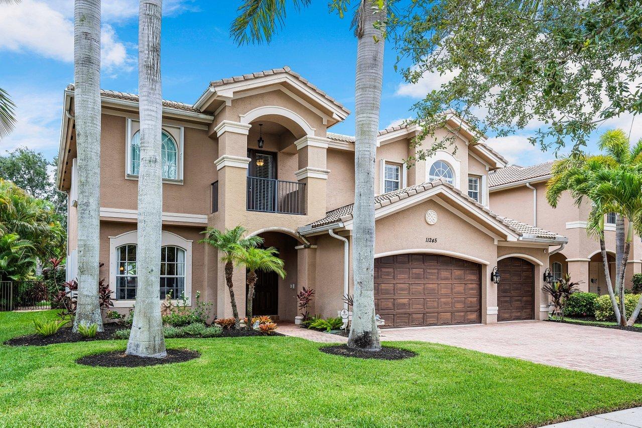 11245 Misty Ridge Way Boynton Beach, FL 33473 - Photo 4 of 52 003-11245MistyRidgeWay-BoyntonBeach-FL-3