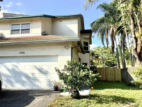 $3,600 | 3581 Simms Street, Hollywood, FL 33021