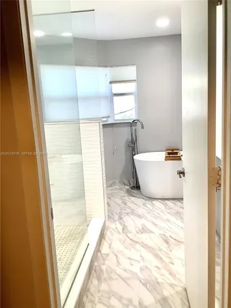 $3,600 | 3581 Simms Street, Hollywood, FL 33021