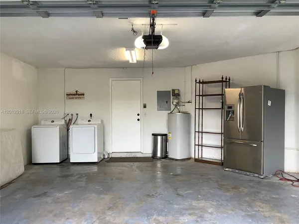 $3,600 | 3581 Simms Street, Hollywood, FL 33021