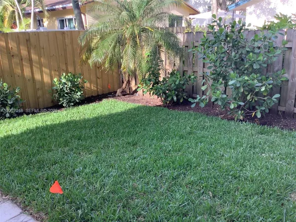 $3,600 | 3581 Simms Street, Hollywood, FL 33021