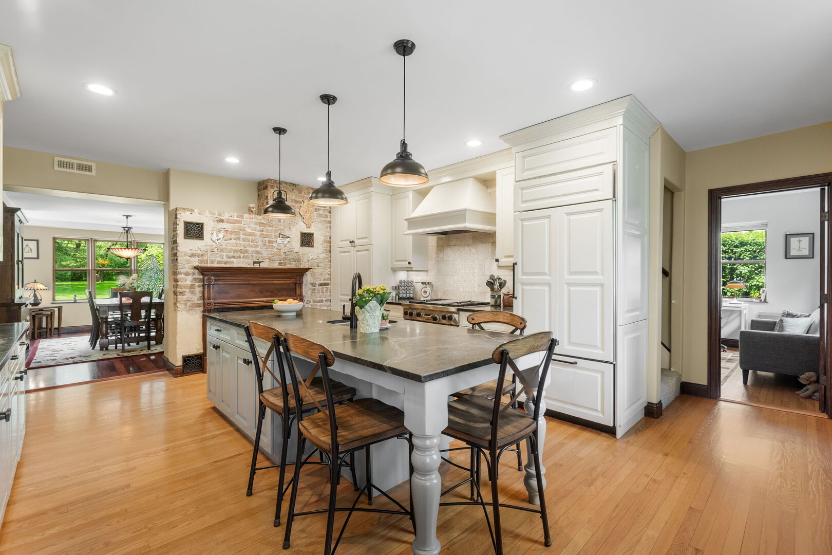 1520 Telegraph Road Lake Forest, IL 60045 - Photo 8 of 42