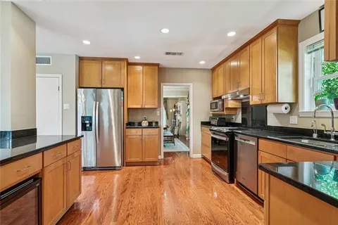 $398,700 | 33 Tennyson Place, New Orleans, LA 70131