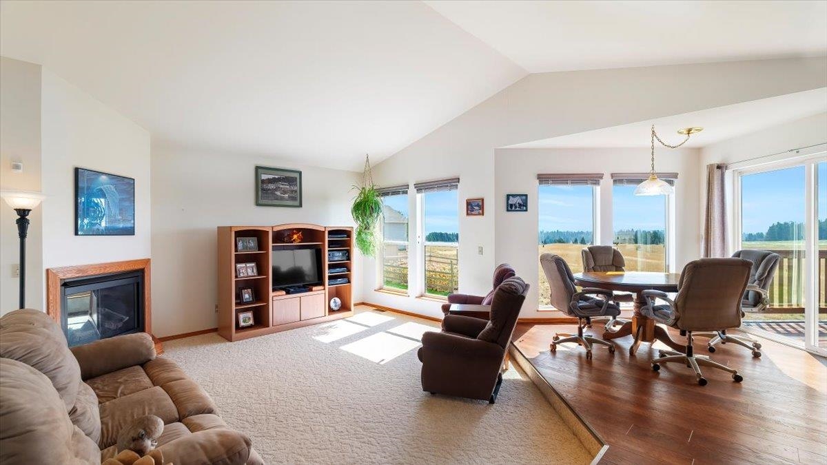 304 East Burk Road Colbert, WA 99005 - Photo 12 of 36 Gallery Image 12