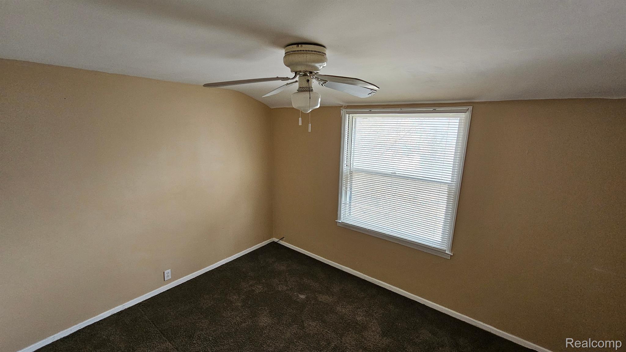 21719 Moross Road Grosse Pointe, MI 48236 - Photo 10 of 15 Gallery Image 10